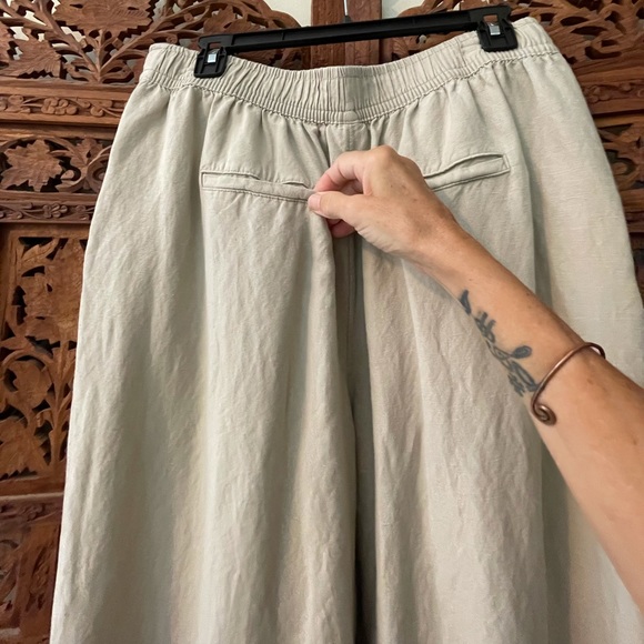 A New Day • Khaki tan linen rayon slacks pants wide leg stretch waist and tie. - Picture 6 of 10
